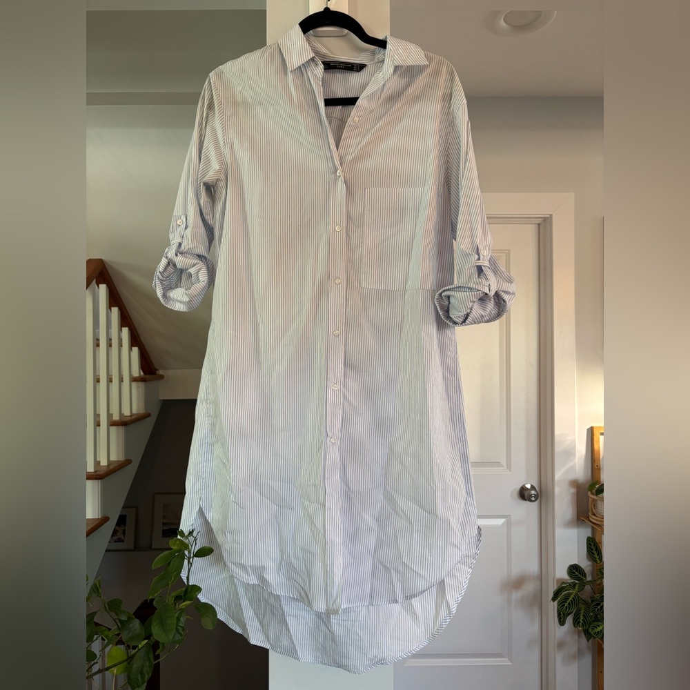 Zara Blue and White Striped Shirt - Size M